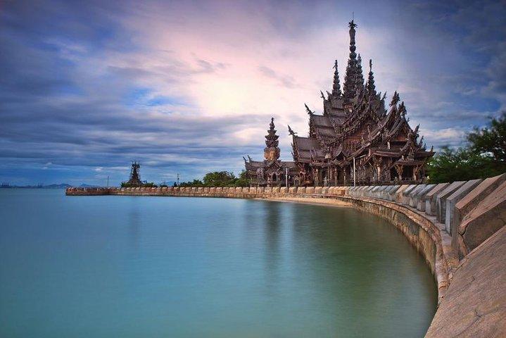 Pattaya: Sanctuary of Truth Entrance Ticket &amp; Round Trip Transfer Option