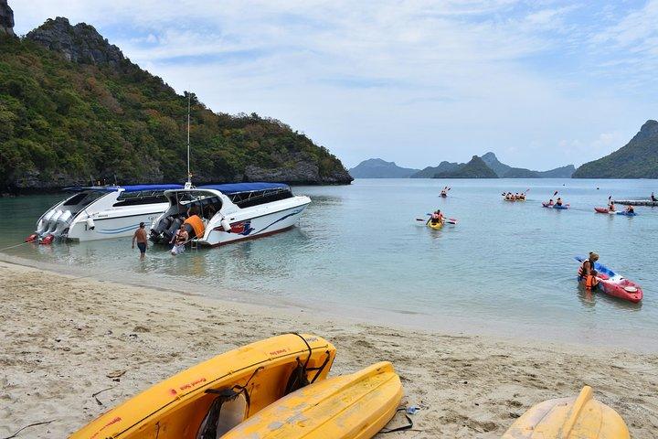 Escursione in kayak e snorkeling al parco marino di Angthong in motoscafo da Koh Phangan con Pranzo