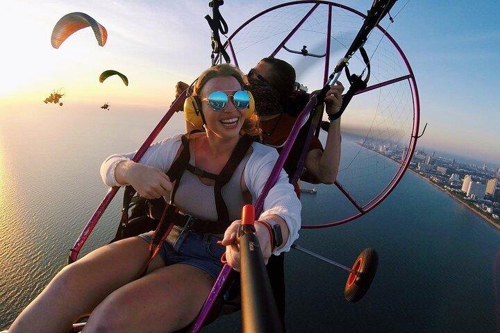 Paramotoring in Pattaya with private pick up