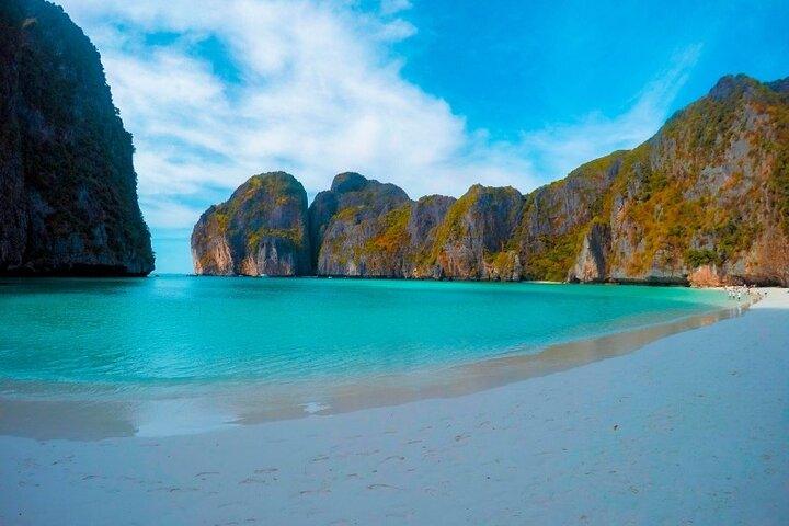 Phi Phi Islands Adventure Day Trip with Sea View