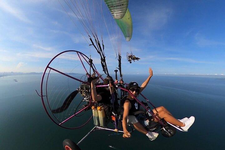 Paramotoring in Pattaya with private pick up